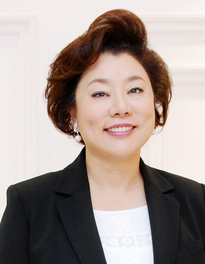 エステ業界で初!ミスパリ下村氏が経済団体トップへ。 6 35642 JsTHHXJdeF 1
