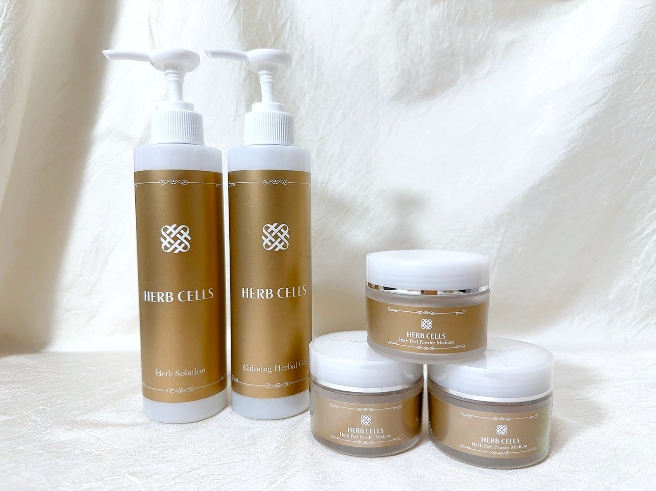 HERBCELLS(R) HERBCELLSのS・M・H全3タイプのサロン専売ハーブピーリング商品ラインナップ